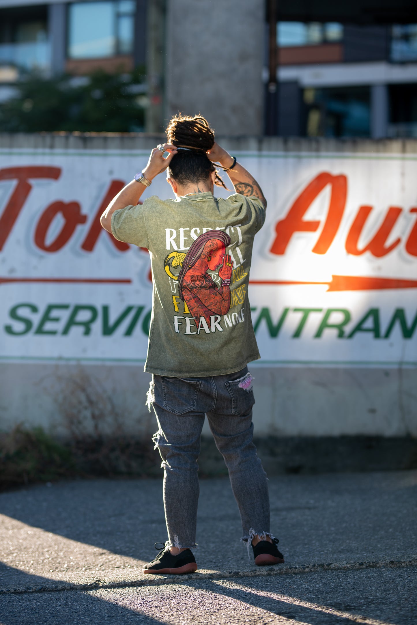 "FEAR NONE" Heavy Weight Snow Wash Tee (Logo Centre)